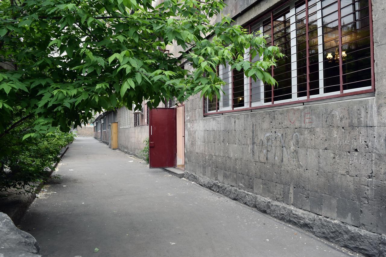 Sleep Studio Hostel Yerevan Exterior photo